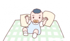 两个月宝宝肌张力高正常吗？